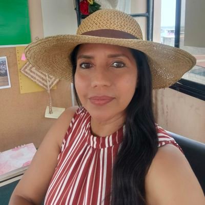 rosal99053's profile picture. Comunicadora social, me gusta leer y redactar, (tengo mis cuentos) tengo 2 hijos, amo a Dios. Soy optimista #montuvia #Salitre Ecuador
