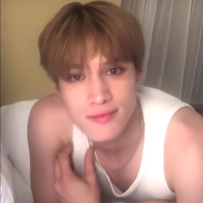 lubyeojin_'s profile picture. loona and one pact ults