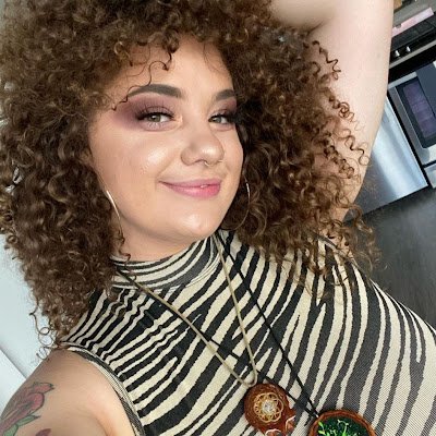 LindaSo51331632's profile picture. 