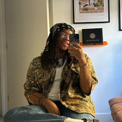 annieshoots_'s profile picture. here lies my digital footprint | 📸 @nfl | prev. @cavs @peacock | she/her 🇯🇲🇻🇮