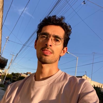 Apollo_MZ's profile picture. Valgo verga muy seguido, pero las risas nunca faltan. ✨ig: https://t.co/tqQVuk5IuC