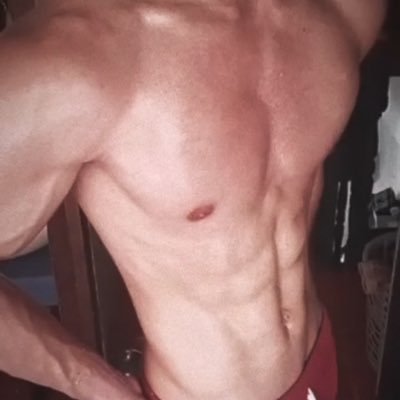 Jamessyy111's profile picture. 