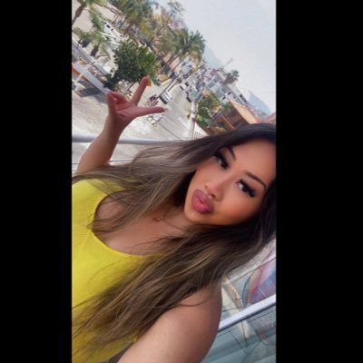 babyg1rlkr155y's profile picture. 