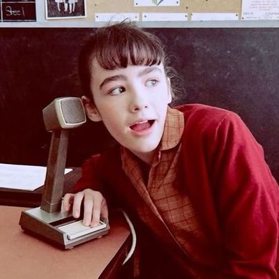 Ybunx's profile picture. || Vadiando sobre cinema, televisão, música e tudo mais sobre cultura pop e política, saiam do perfil incels ||