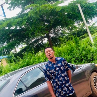 ibrahim8994337's profile picture. Painter💫 student 📝 opinion dispenser 🎉 influencer🕊️