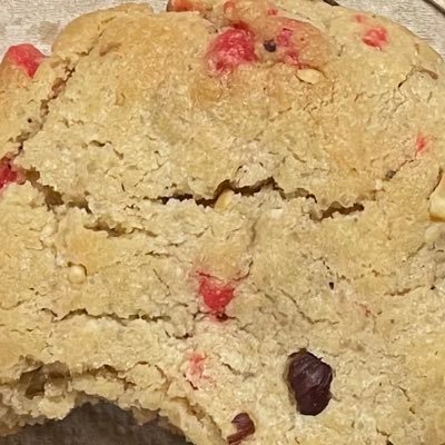 MielRiz25710's profile picture. 555