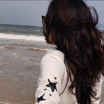 WISHKANYA17's profile picture. Seriously, what is going on?