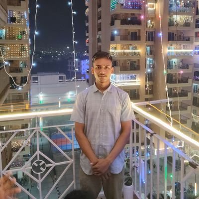 Rajanan56344226's profile picture. सरफ़रोशी की तमन्ना, अब हमारे दिल में है। देखना है ज़ोर कितना, बाज़ु-ए-कातिल में है? वक़्त आने दे बता, देंगे तुझे ऐ आसमाँ! हम अभी से क्या बतायें, क्या हमारे दिल