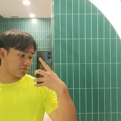 ftraaslmm's profile picture. 🪻🌈 | he/him `ISTJ 10L