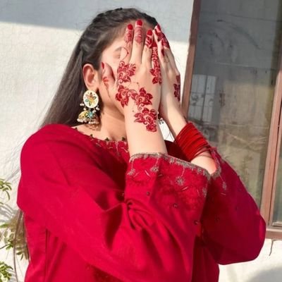 CUTEKISS359387's profile picture. 