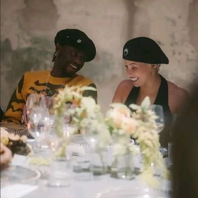 BigMiraMedia's profile picture. A fan page dedicated to they spirits 🕊️
@omah lay they greatest of all time