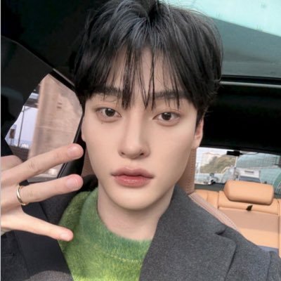 fortaeseon's profile picture. insanely normal abt #양태선 & #김재중