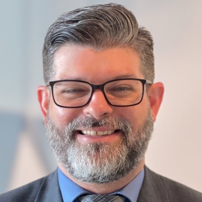 SocMediaHub's profile picture. 