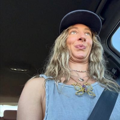 angela_parker2's profile picture. 