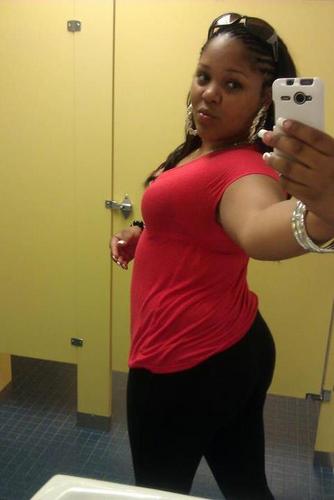 black n white makes a sexy redbone :)