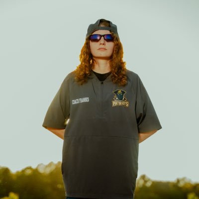 LizzyFromTheLit's profile picture. 🅾️lympic HS Alumni | Assistant ST coach for Southwest Middle School | Suns | Canes | Panthers | Clemson #KeepPounding #SunsUp #ALLIN🐅 #CarolinaCulture