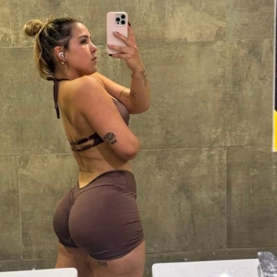 KaiitlynStorm's profile picture. Sweaty, strong & maybe your new gym crush😈 click the link if you can handle it😉 tap the link🔗