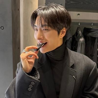 ttinasthoughts's profile picture. nothing to say here | 02' line |
de cancer con venus en leo como san