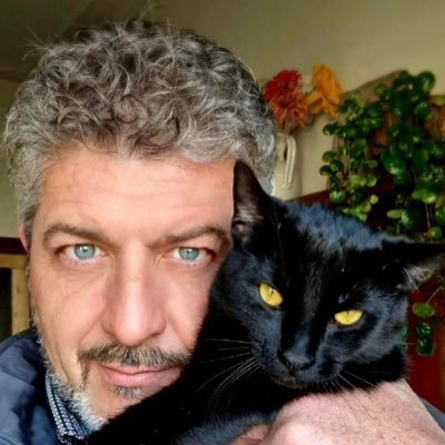 tommosca21's profile picture. 🕊️