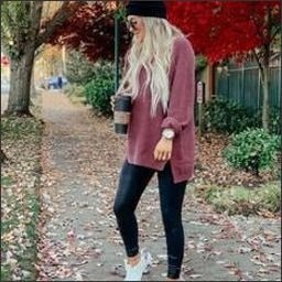 Uxaxug844057's profile picture. 