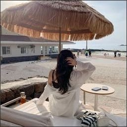 Dwisal145873's profile picture. 