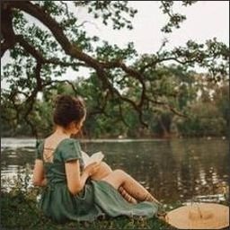 Yneebeeb654224's profile picture. 