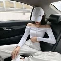 Xuupo1826's profile picture. 