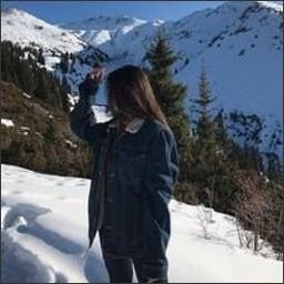 Yvralvar862597's profile picture. 