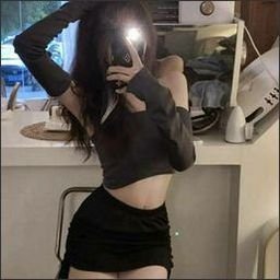 Falbalj91217's profile picture. 