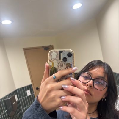 dannussy79's profile picture. wanderess 🌱 ˙⋆✮ 23