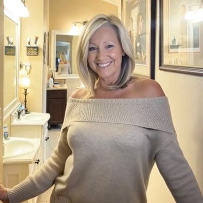 Tinawa39572's profile picture. MAGA ❤️☀️🦋Love our constitution and the rule of law! 🪻🪷 love Jesus 🙏❤️🙏❤️ NO DM’s unless we are friends on X following you isn’t an invitation to send a DM