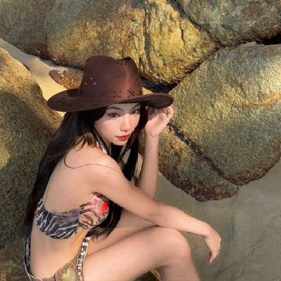 zxnnie21's profile picture. Fan Account | Make your heart go boom 💥 🔥 
4EVE Chala line
🦖@dinoaom1 #Taaom4EVE 🌻@sunflowerjaaa #Jorin4EVE 😺 @_mindtiya #Mind4EVE