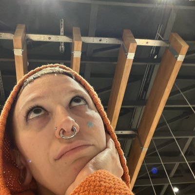 moldxD's profile picture. he/they/hot stuff ig: jxmold