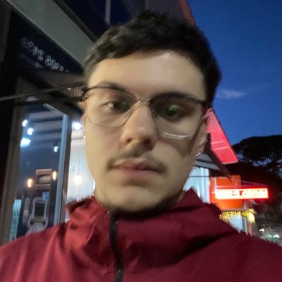 andresweatshirt's profile picture. 