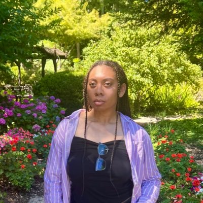 declineusername's profile picture. (re)tweeting whatever whenever.