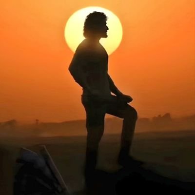 siraj1441's profile picture. Huge fan of @urstrulymahesh♥️