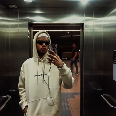 eternalsaturn13's profile picture. luque