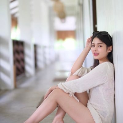 dearazzz's profile picture. 