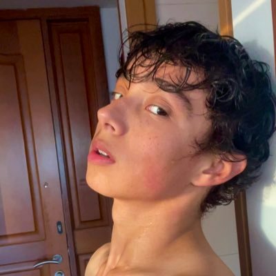 htap73's profile picture. Solo un pirobo tratando de sacar la carrera adelante.