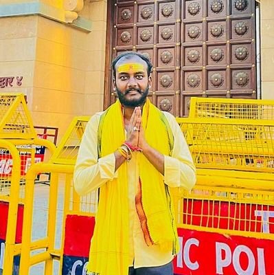 utsav_gupta_'s profile picture. 