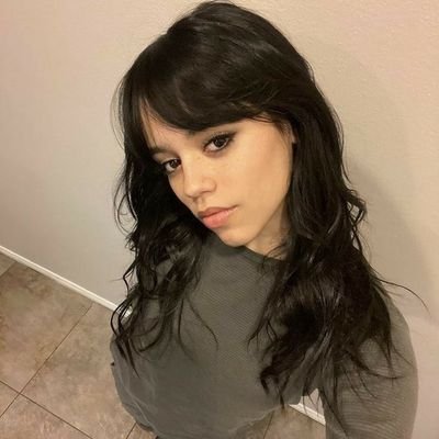 aquiize9's profile picture. 