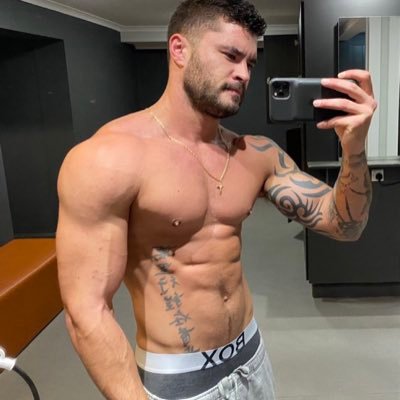 onlysunshine8y's profile picture. Straight Gay 🍆💪Available for all kinda fun 😎Hmu on telegram https://t.co/jZSwKTlGUI