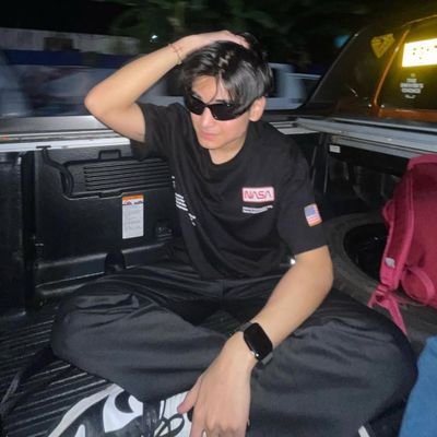 lolligaylee's profile picture. 