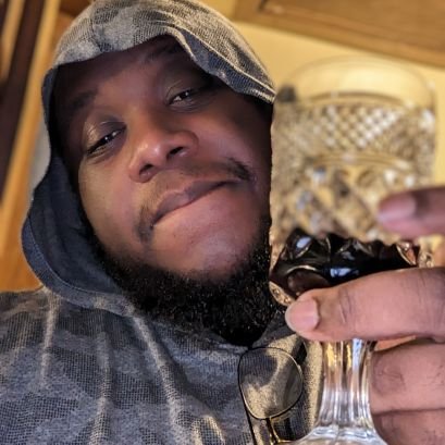 NoOneNew257's profile picture. don't assume, just ask. || 30+