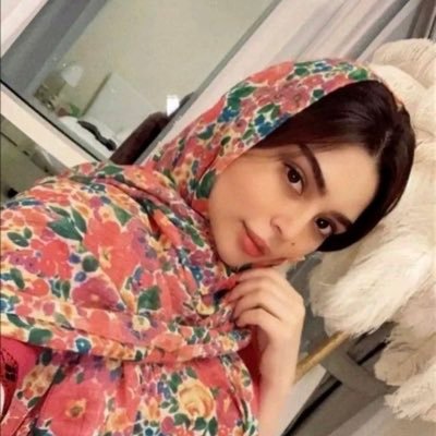 bn4e_mm's profile picture. - يَكفِينِي قَارئٌ وَاحِدٌ جَيِّد ...!!أنا انطق بما لا تجرؤ أنت على التفكير فيه، تربوية✋🏻مهتمة بعلوم الطاقةو علم الأثير، وطاقة النقطة صفر، قارئة تاروت✋🏻