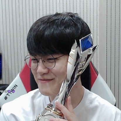 janis_bgk09's profile picture. txt • hle • wangho • wooje