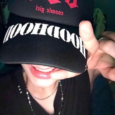 XOikeu's profile picture. written by ivenhadoor