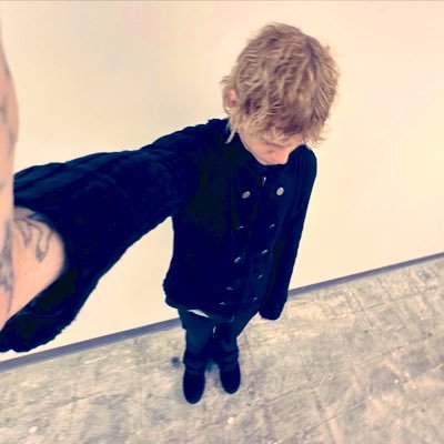 winner999dollar's profile picture. 