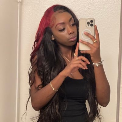 fwryeisha's profile picture. who Jah bless no man curse