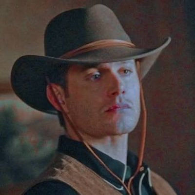 BREXE0R's profile picture. 21 | M | I tweet about whatever whenever | Comics, Sports, and Shitposting are my go to